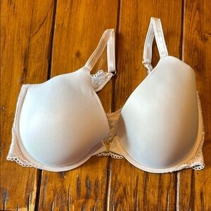 Victoria Secrets uplift Demi underwire Bra 36DDD